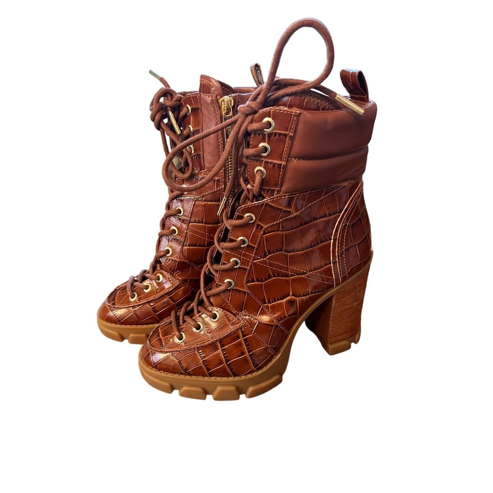 Michael Kors Ridley Crocodile Embossed Leather Lace Up Boots Heels Size 6